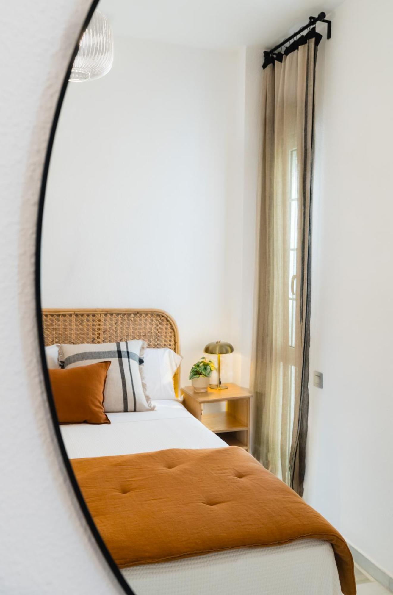 Avanti San Roman, Disfrutar Un Sevillano Mas Apartment Seville